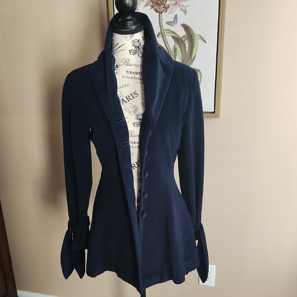 Sophisticated Women's Navy Blazer